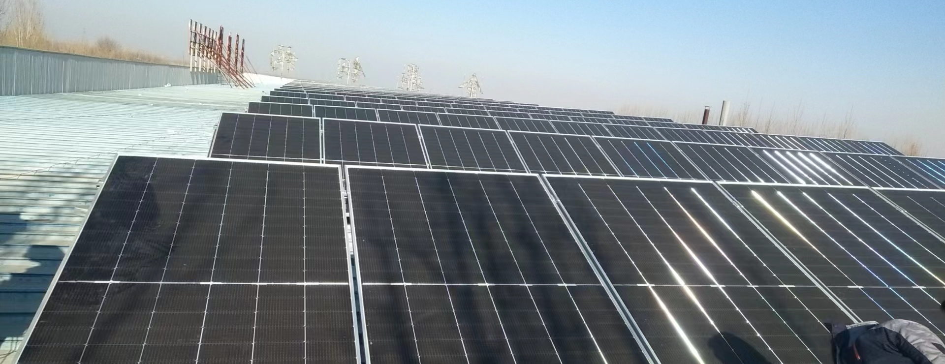 屋頂光伏照片,衡水鋼結(jié)構(gòu)廠家,衡水鋼結(jié)構(gòu)廠,衡水鋼結(jié)構(gòu)廠房,衡水廠房車間加工,金鼎鋼構(gòu),衡水鋼結(jié)構(gòu)加工廠,金鼎鋼結(jié)構(gòu),激光切割加工鋼結(jié)構(gòu),機(jī)械手焊接鋼結(jié)構(gòu)